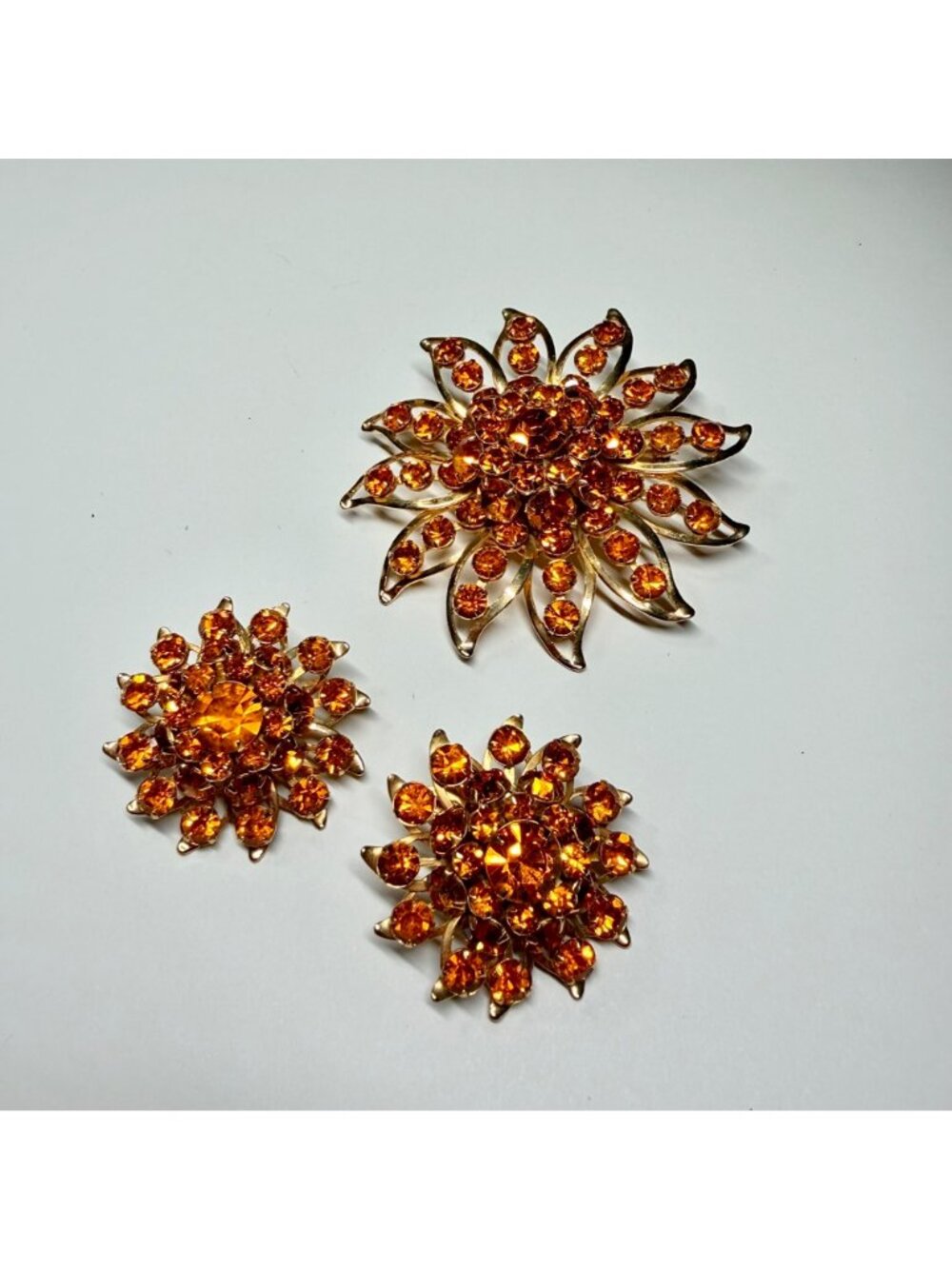 Vintage Judy Lee Brooch & Clip On Earrings Set Orange Rhinestone Floral Gold Ton
